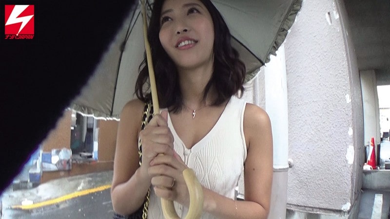人妻スミレさん